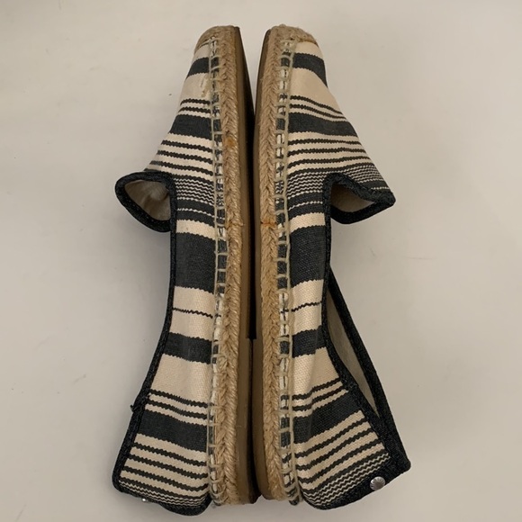 G.H. Bass Canvas Striped Jute Jenna Flats - Picture 12 of 12